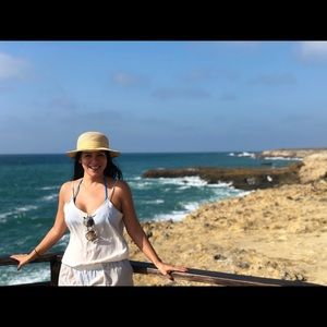 Meet your Posher, Gabriela